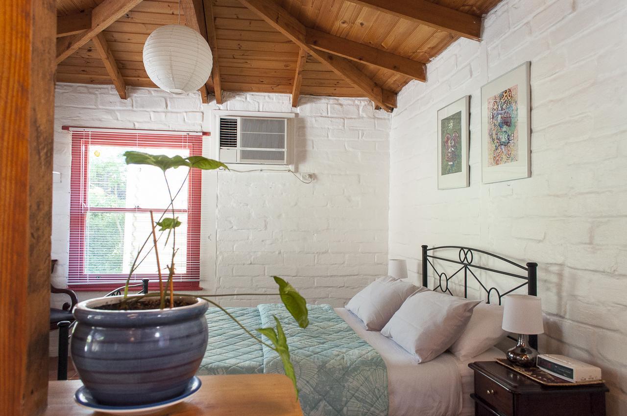 Trevalia Accommodation Penwortham Buitenkant foto