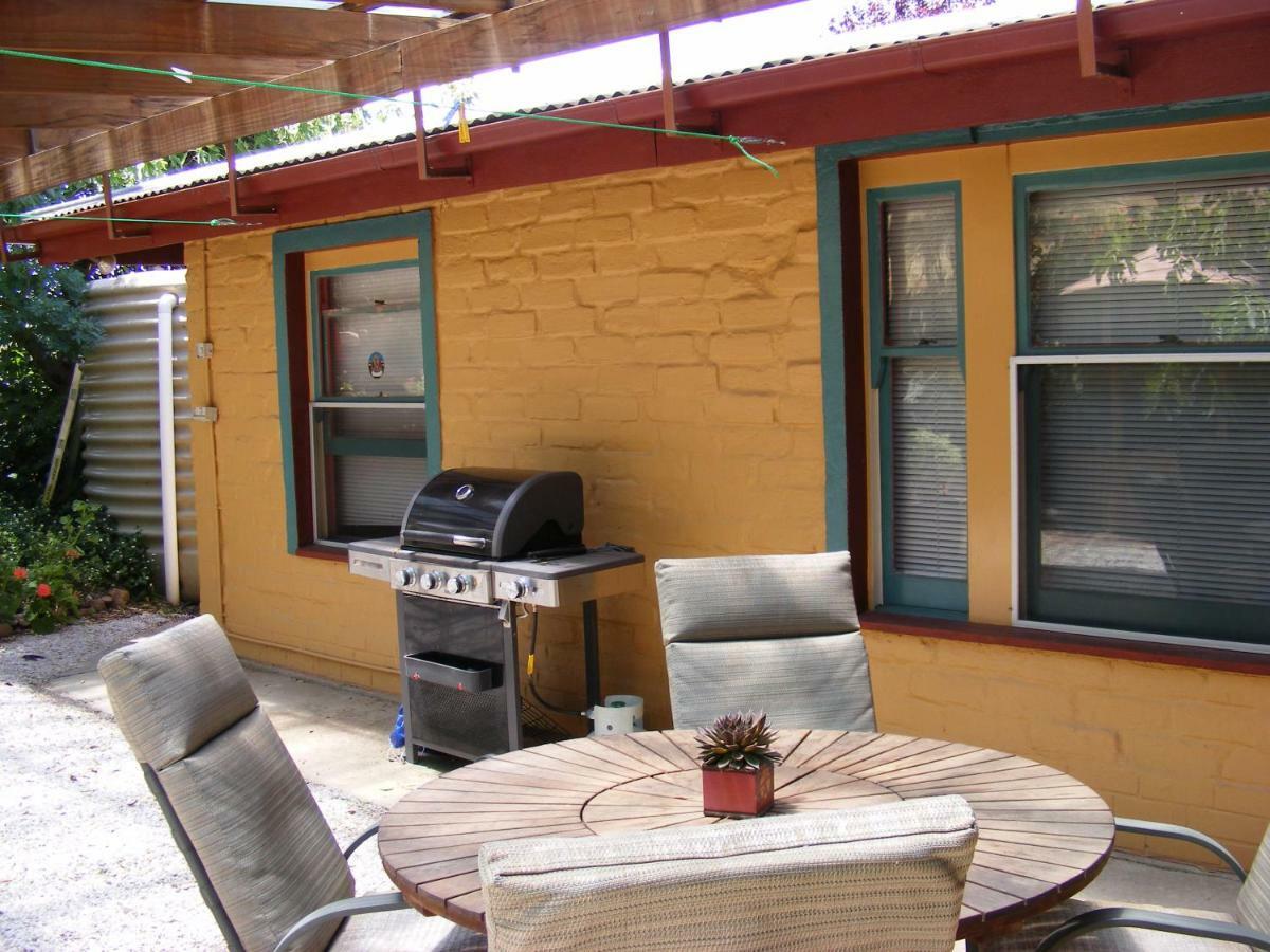 Trevalia Accommodation Penwortham Buitenkant foto